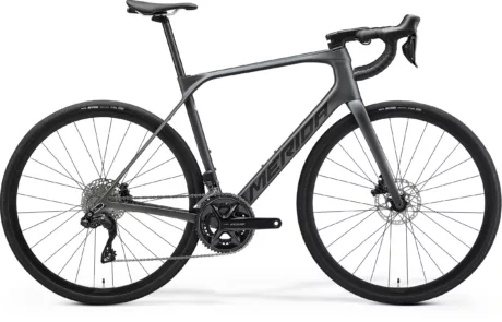 Bicicletă Merida Scultura Endurance 6000 SILK Dark Silver Black MY25